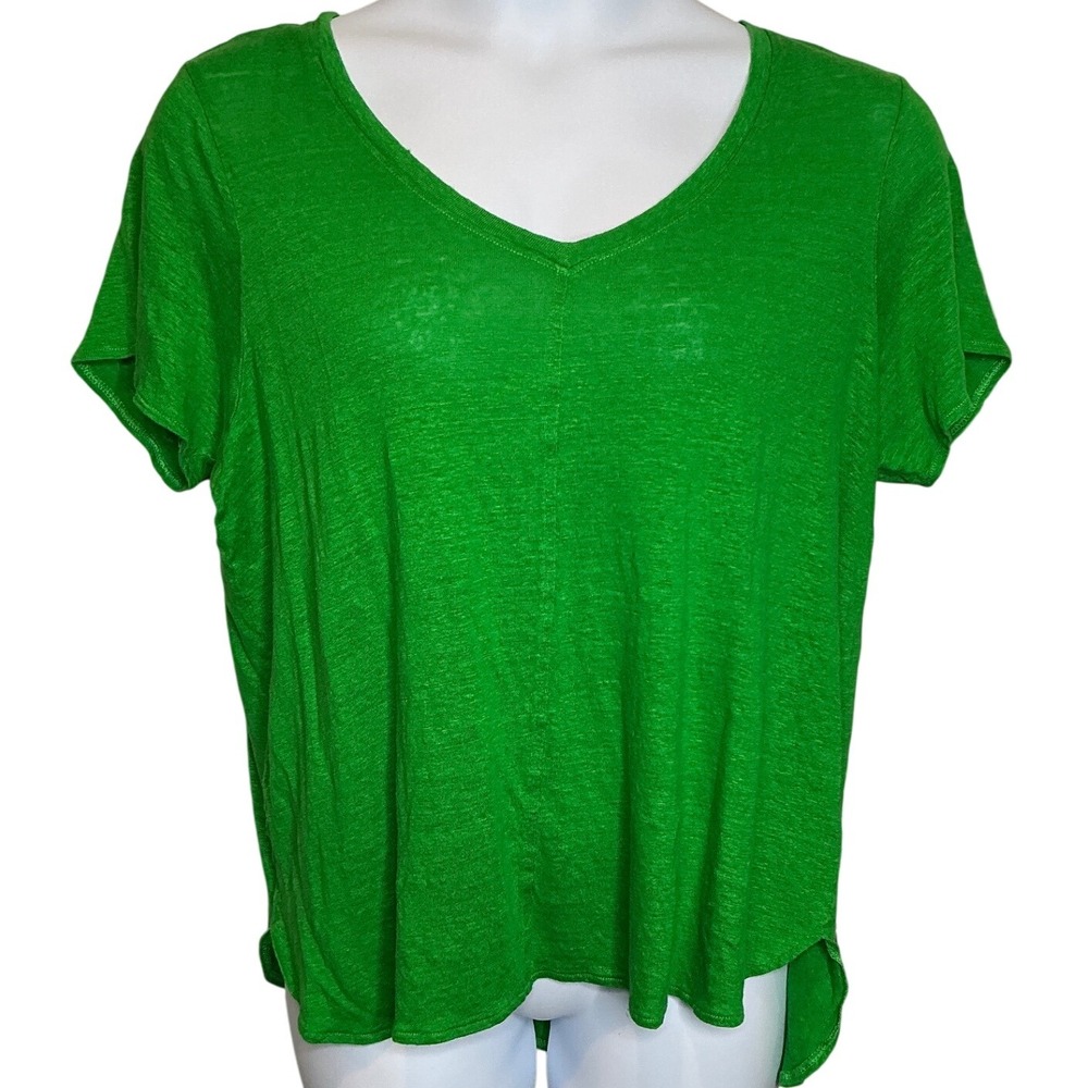 Tahari Bright Green Short Sleeve V-Neck Tee